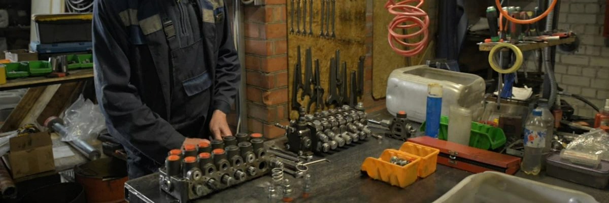 remont gidroraspredelitela 002