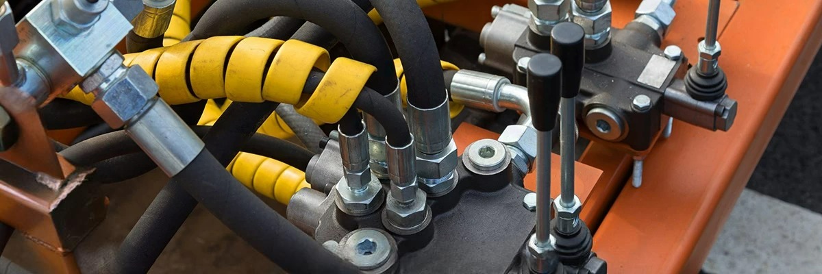 remont gidroraspredelitela 016